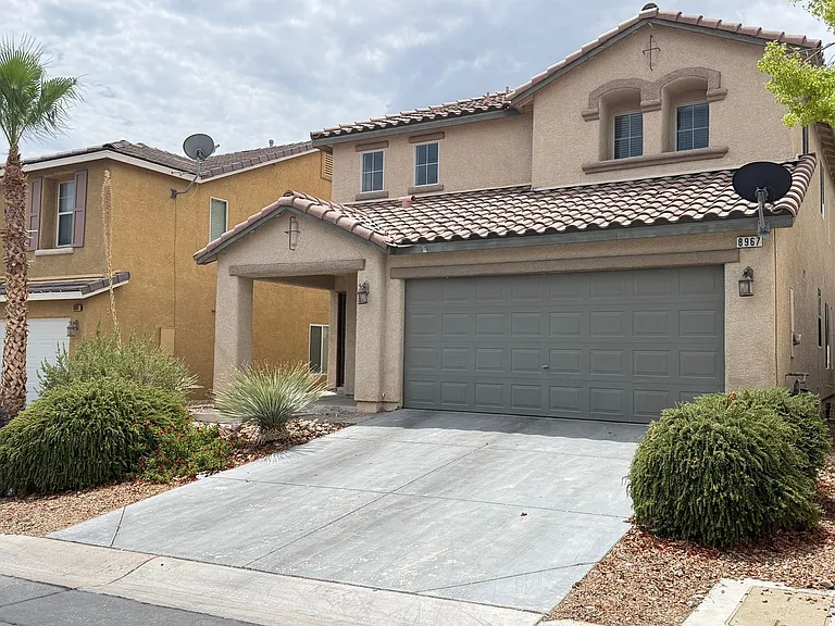 8967 Ryan Creek Ave — Photo 3