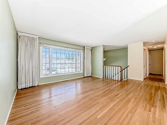 5th image of 60 W Huntham Rd NE