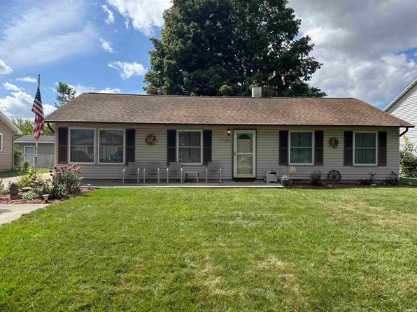 1706 Sherbrook Dr, New Haven, IN 46774