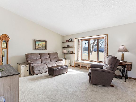 4th image of 1188 Winter Ct