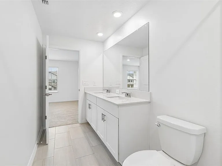 10822 Ichetucknee Way — Photo 35
