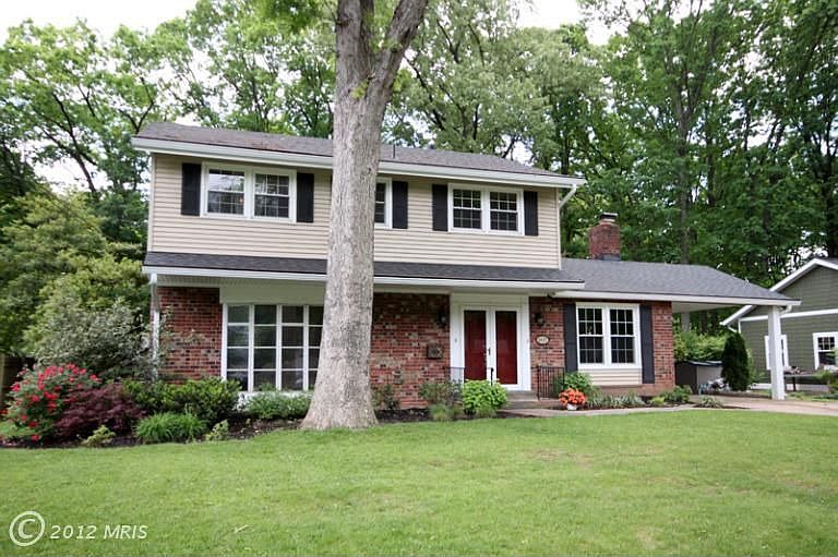 1st image of 9823 Laurel St
