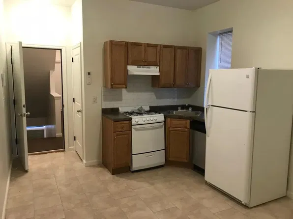 3124 W Diamond St #2R, Philadelphia, PA 19121