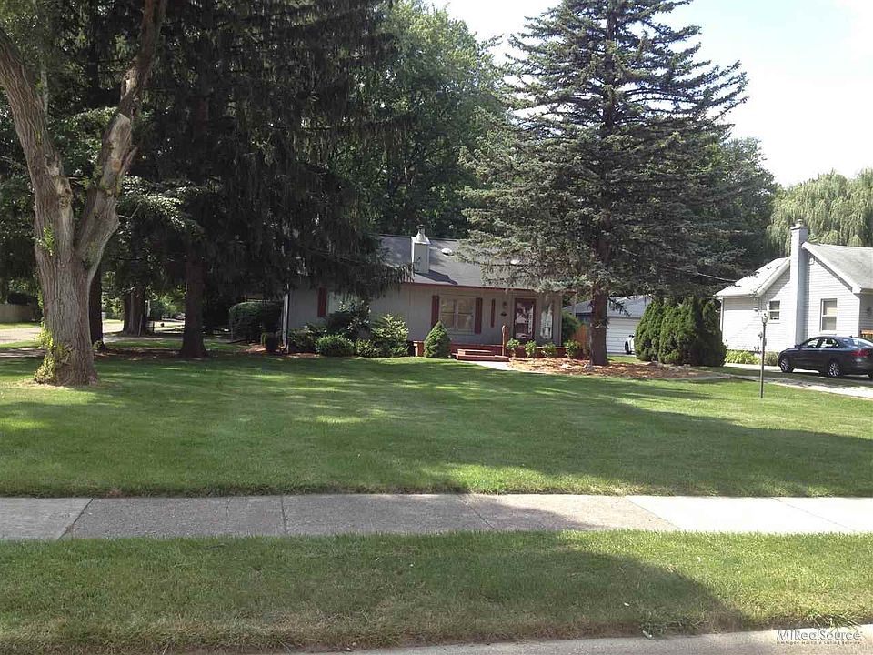 2nd image of 3305 Harvard Rd