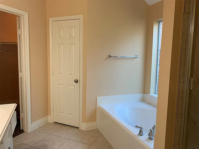 13110 Imperial Shore Dr — Photo 11