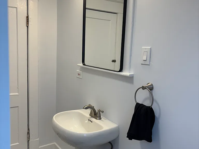 640 Morris St #2 — Photo 18