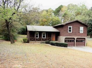 237 Kettlewood Dr, Lilburn, GA 30047
