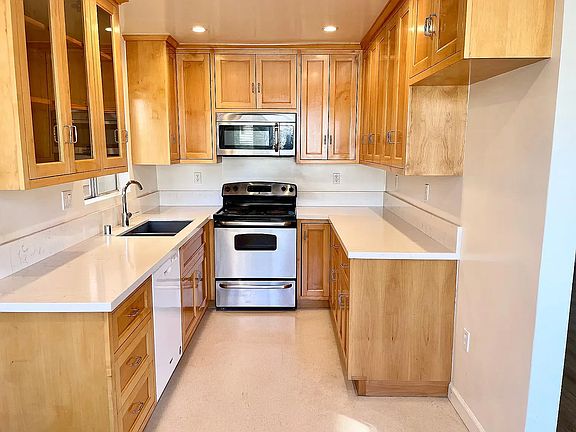4th image of 8630 Burton Way APT 102