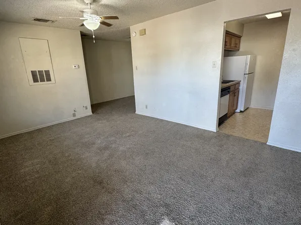 408 Texas St, Denton, TX
