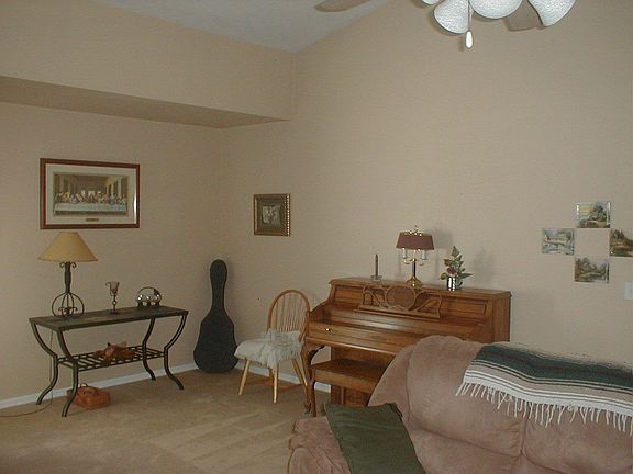 4th image of 15825 NW 120th Pl