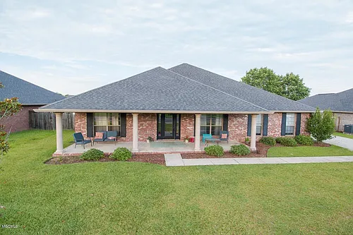 17161 Excalibur Cir Photo 1