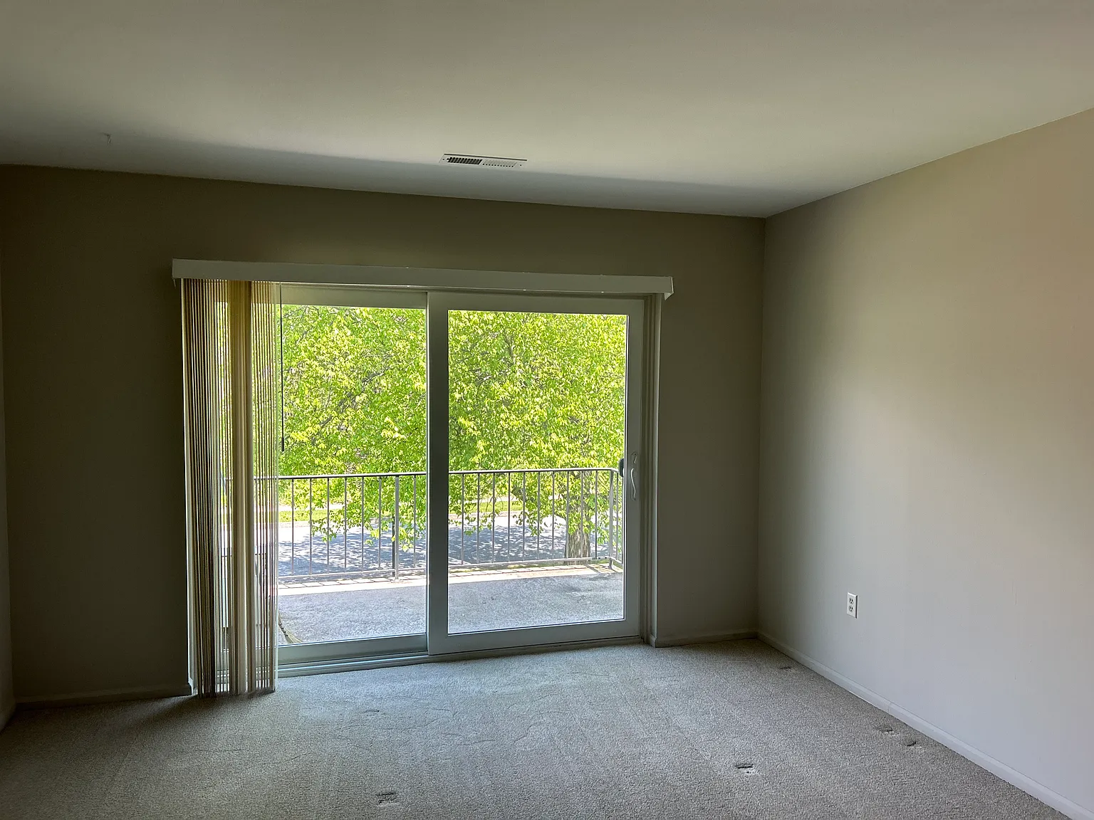 700 Nailor Drive — Photo 2