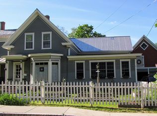 37 School St, Randolph, VT 05060