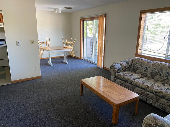 3rd image of 208 N Harvey St #10450325