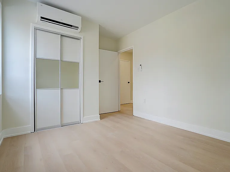 240 Durie St #U201 — Photo 22