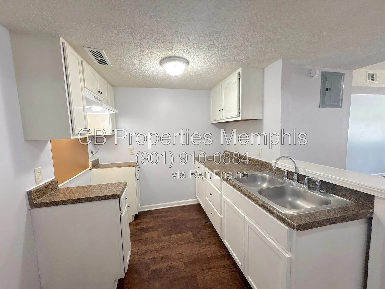 2 bed, 1.5 bath, 990 sqft, $850 — Photo 2