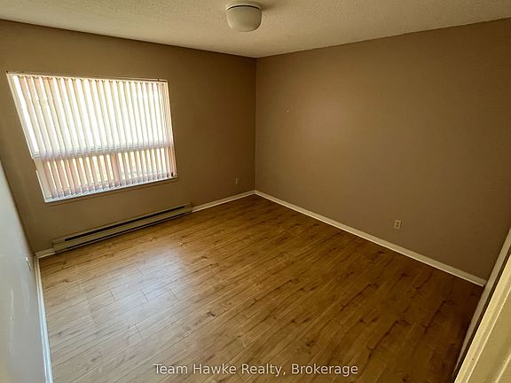 4th image of 696 King St #72