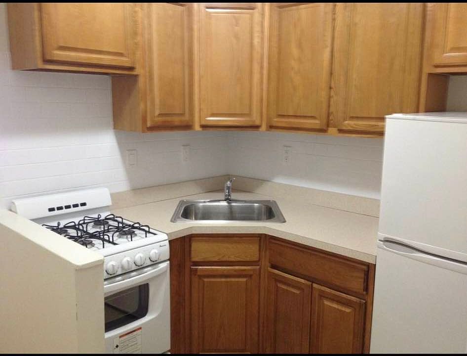 1st image of 2133 1st Ave APT 1
