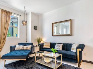 7225 N Cedar Rd, Van Nuys, CA 91405