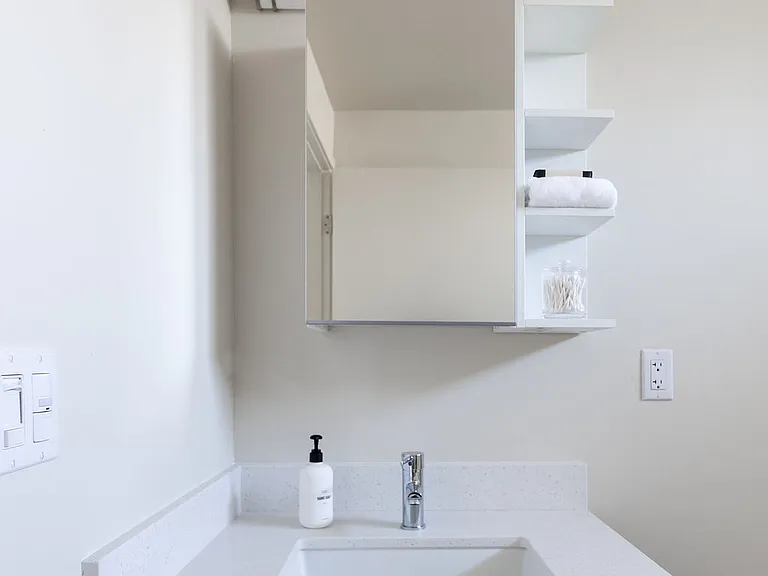 5585 Mildred St — Photo 9