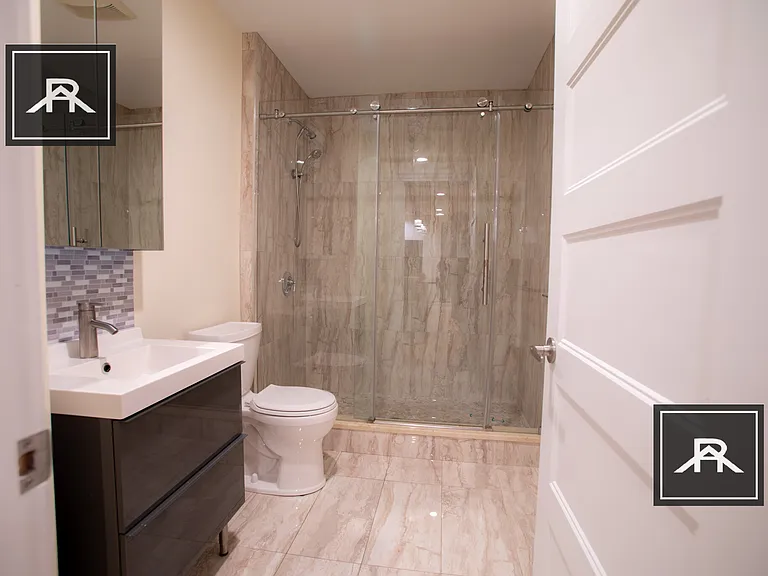 1614 Beacon St #3 — Photo 7