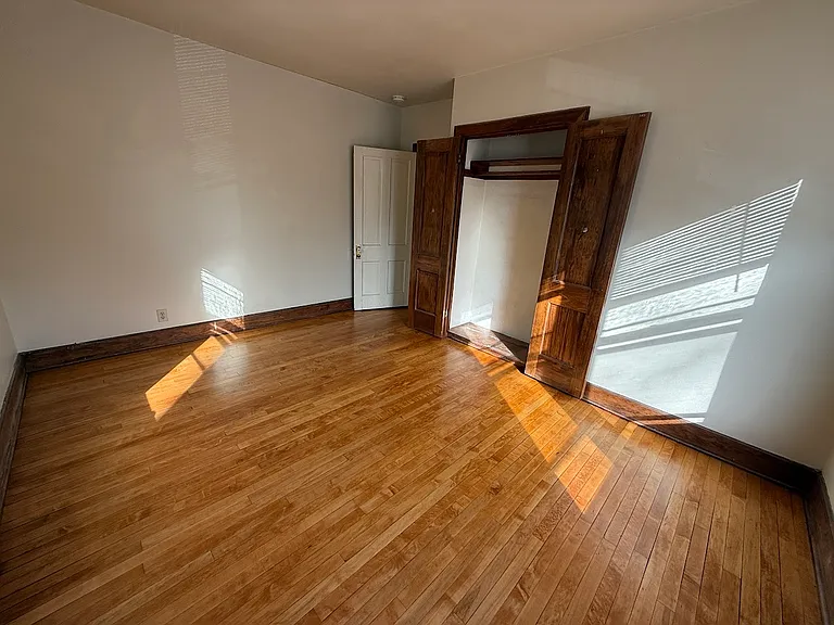 1812 Madison St #2 — Photo 11