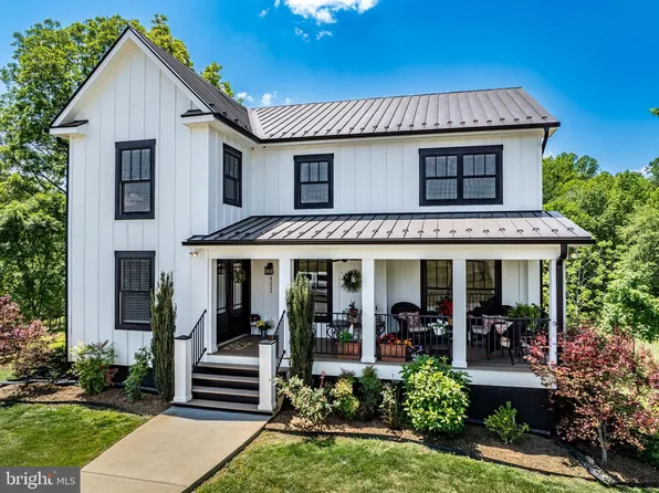 4253 S Blue Ridge Tpke, Rochelle, VA 22738