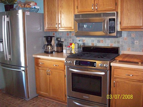 2nd image of 1615 Liberty St #19-3