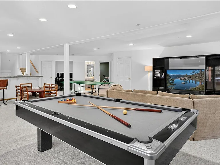 1264 Hidden Woods Dr — Photo 33