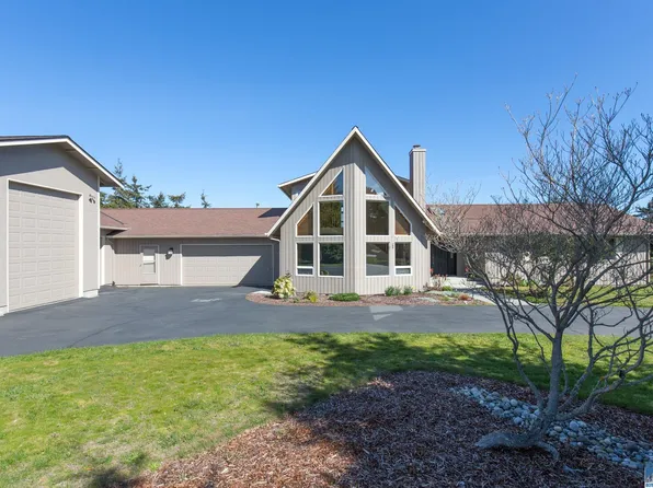 81 Bon Jon View Way, Sequim, WA 98382