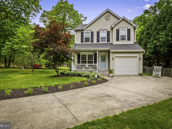 916 Forest Rd, Severn, MD 21144