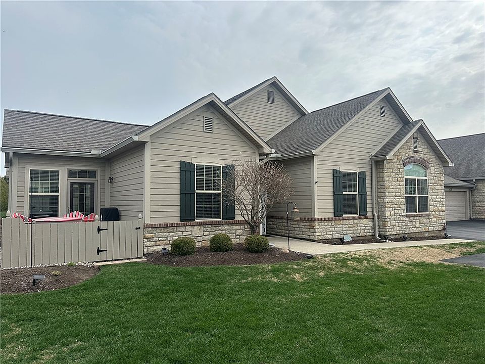 1st image of 7050 Creekside Cir