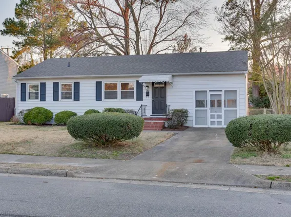 104 Clemwood Pkwy, Hampton, VA 23669