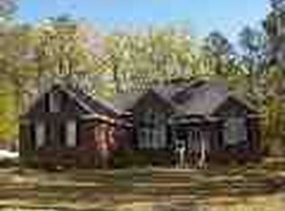 122 Pucketts Pointe Rd, Greenwood, SC 29649