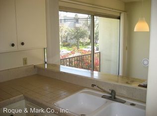 3667 Dunn Dr APT 3, Los Angeles, CA 90034