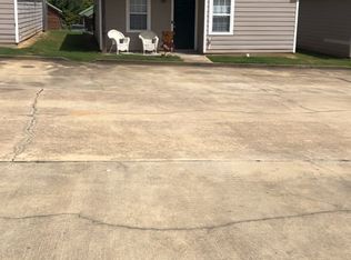 57 Ruger Rd #57, Starkville, MS 39759