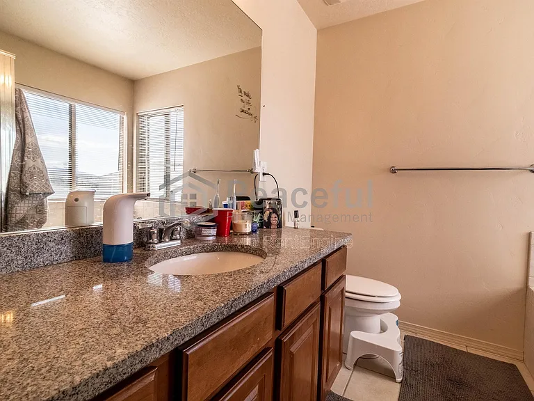 2303 W 2150th St N — Photo 16