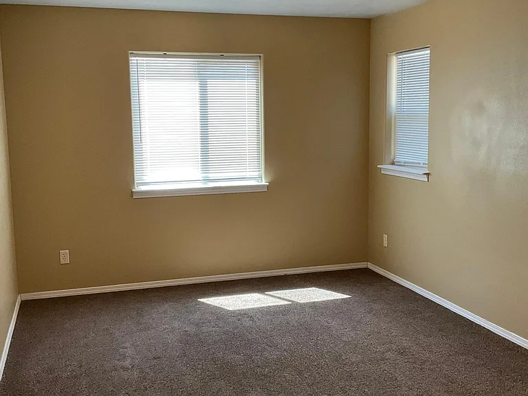 165 Opal Ct #A — Photo 8