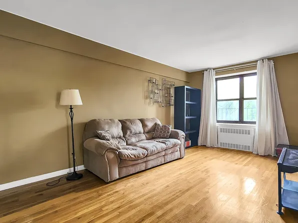 139-15 28th Road #5A, Flushing, NY 11354