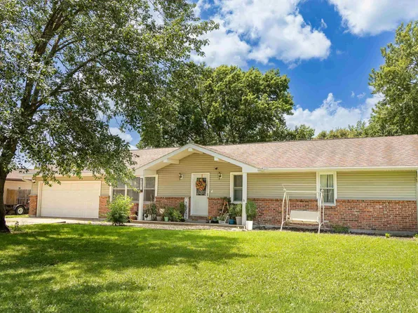 2702 Wing Ave, Sedalia, MO 65301
