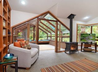 16160 Agate Pass Rd NE, Bainbridge Island, WA 98110