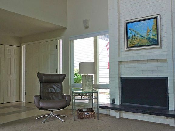 4th image of 65 Big Bear Pl NW