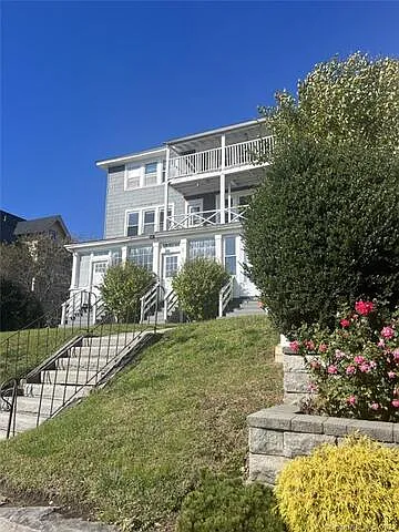 33 Seaview Ave #3A — Photo 4