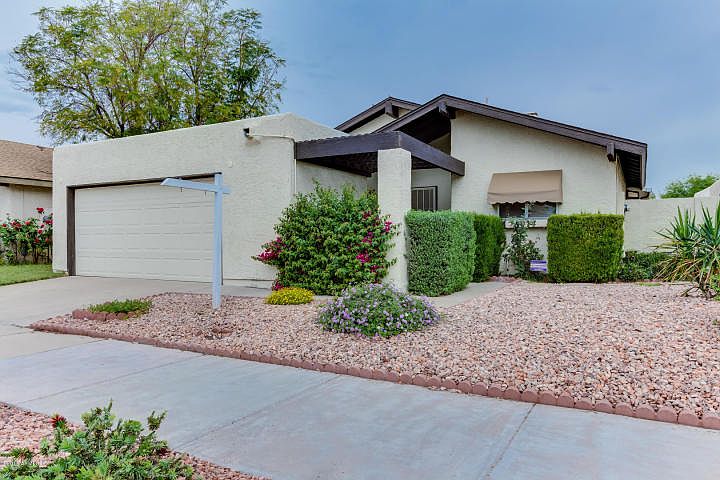 1st image of 3014 W Lupine Ave