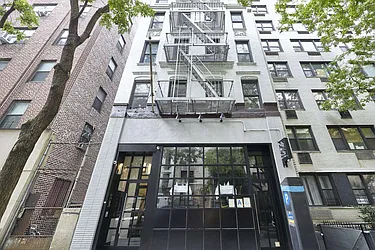 244 East 46th Street in Turtle Bay