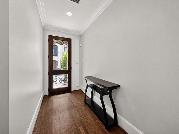 3rd image of 843 Rosastone Trl