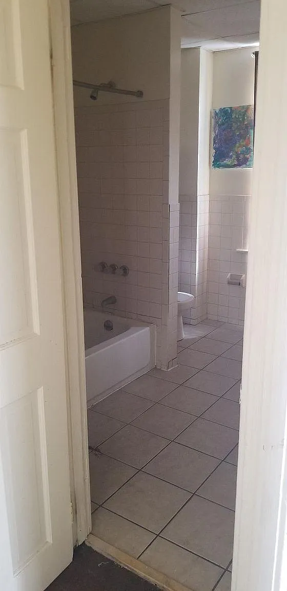 2 bed, 950 sqft, $1,100 — Photo 3