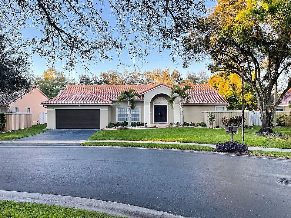 Welcoming Curb Appeal