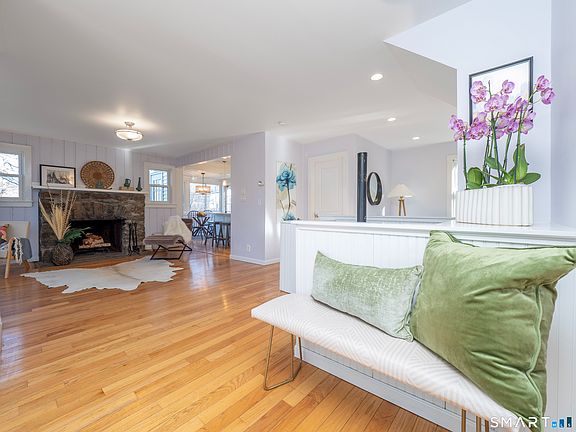 4th image of 15 Lookout Drive