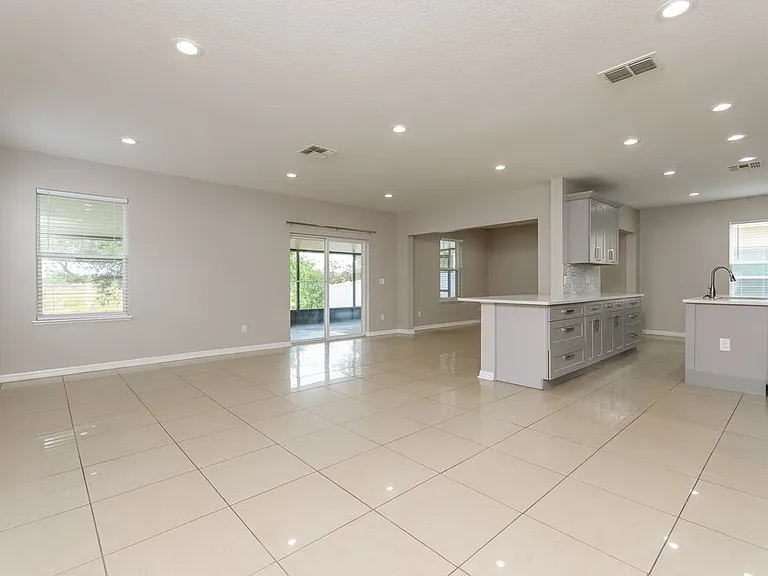 4911 Windbourne Way — Photo 4